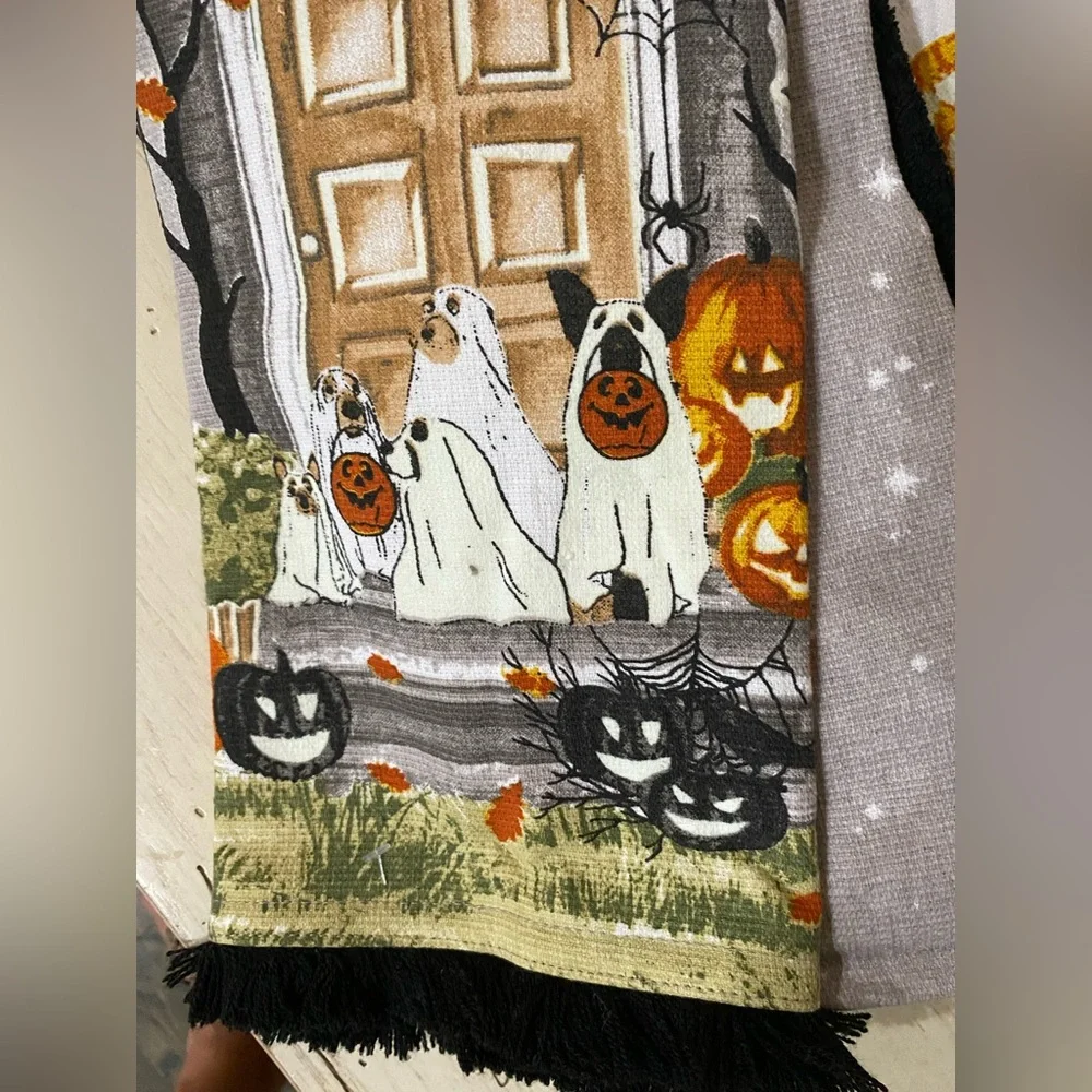 Tahari Home Halloween Glow in the Dark Kitchen Towels Trio - Brand New!